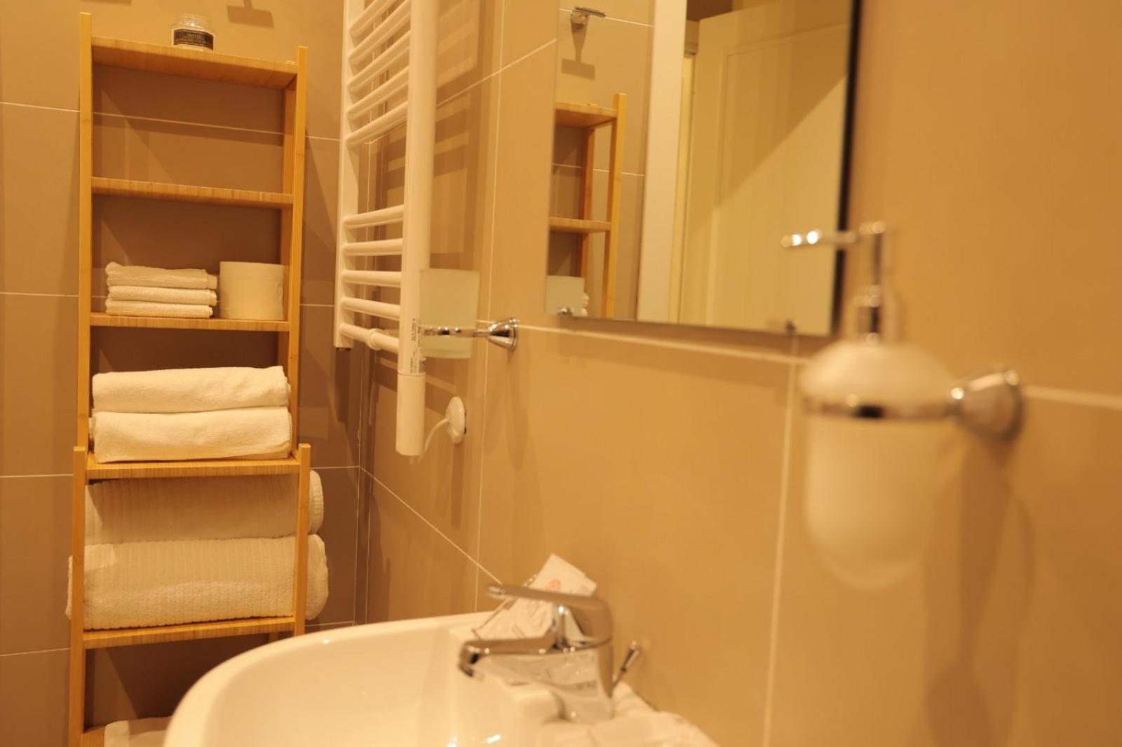B&B Scarlatti 60 Napoli Eksteriør billede